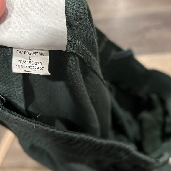 Nike Men's Tech Pack Knit Joggers Galactic Jade Green Size L - Picture 9 of 11